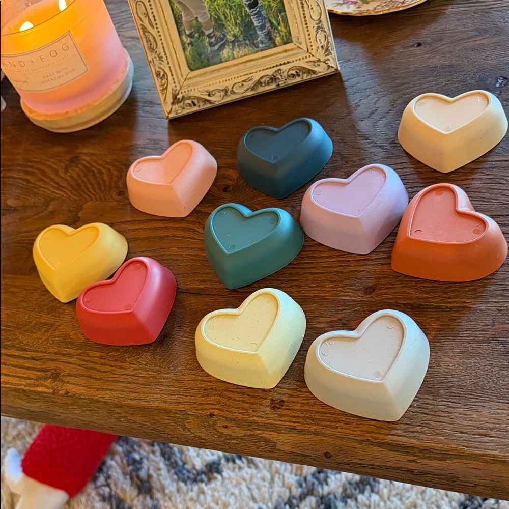 Colorful Mini Heart-Shaped Bowls 💜 Set of 10 - Picture 5 of 11